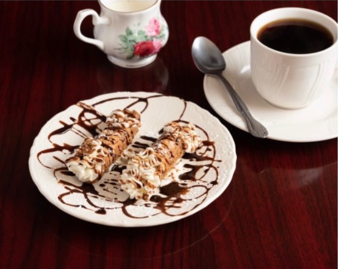 Cannolis